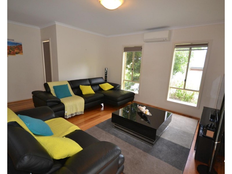 1/22 Charles Street, Mooroolbark VIC 3138