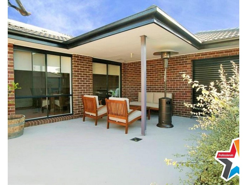 42 Hedwig Drive, Mooroolbark VIC 3138