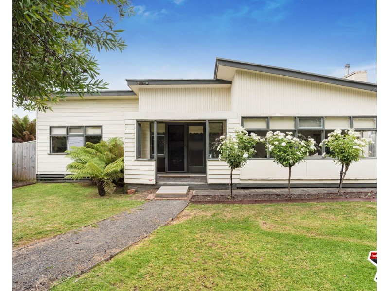 4 Tennyson Avenue, Kilsyth VIC 3137