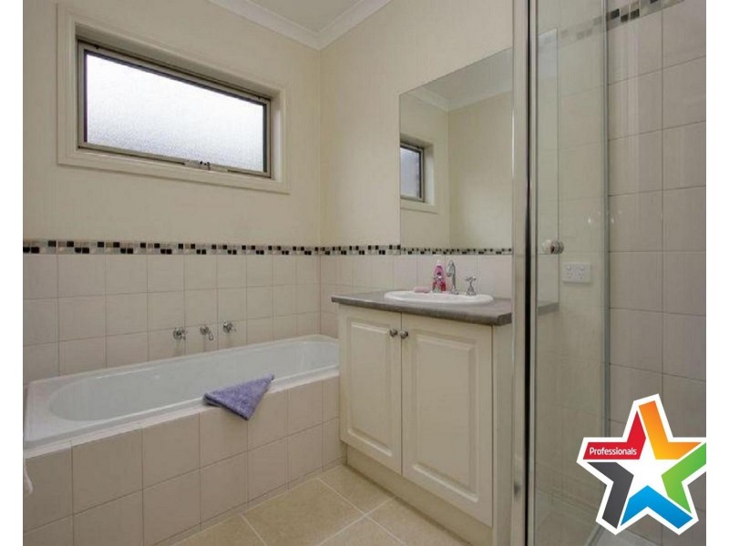 251a  Manchester Road, Mooroolbark VIC 3138