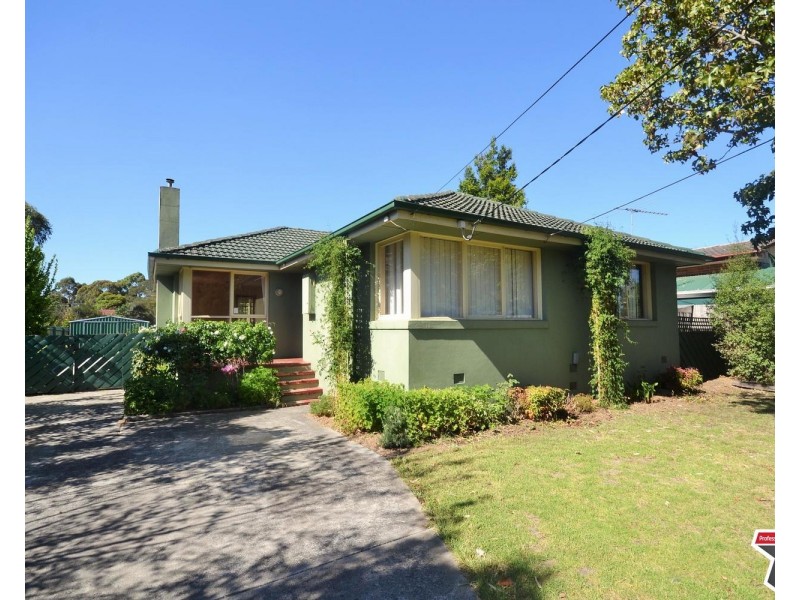 48 Lee Ann Crescent, Croydon VIC 3136