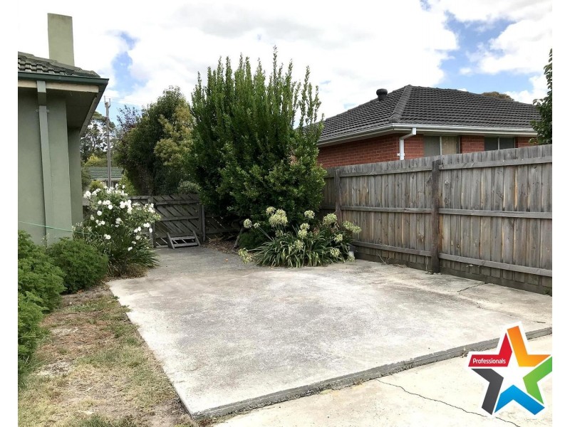 48 Lee Ann Crescent, Croydon VIC 3136