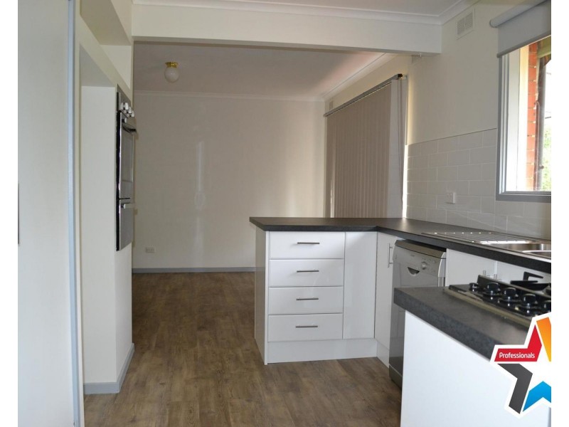 2 Contour Court, Chirnside Park VIC 3116