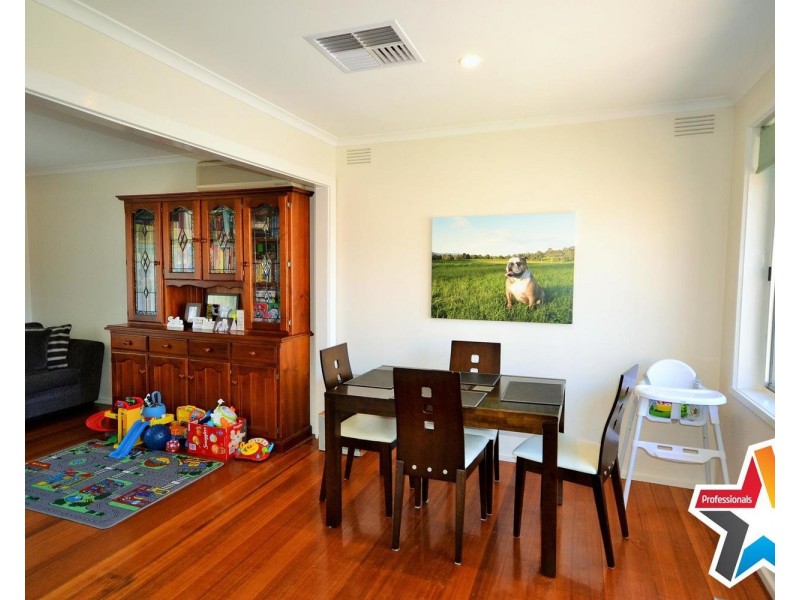 6 Orrong Road, Mooroolbark VIC 3138