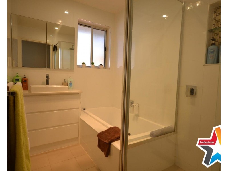 6 Orrong Road, Mooroolbark VIC 3138