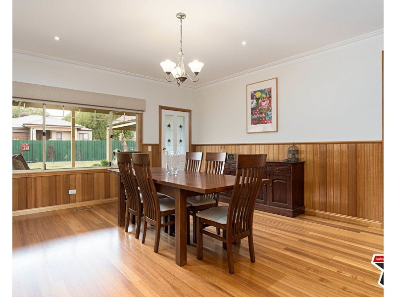 23 Prospect Road, Wandin North VIC 3139