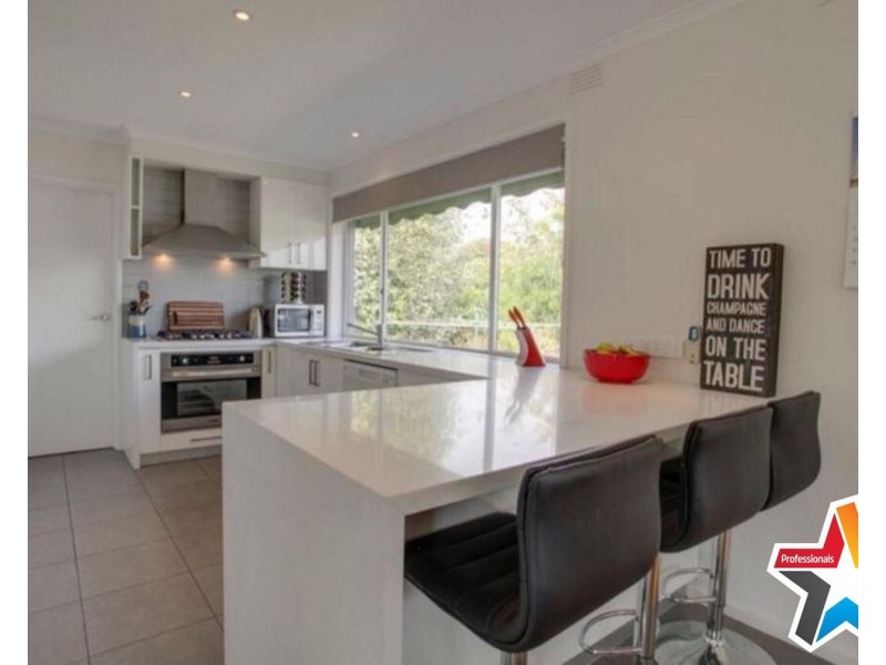 7 St Andrews Road, Bayswater VIC 3153