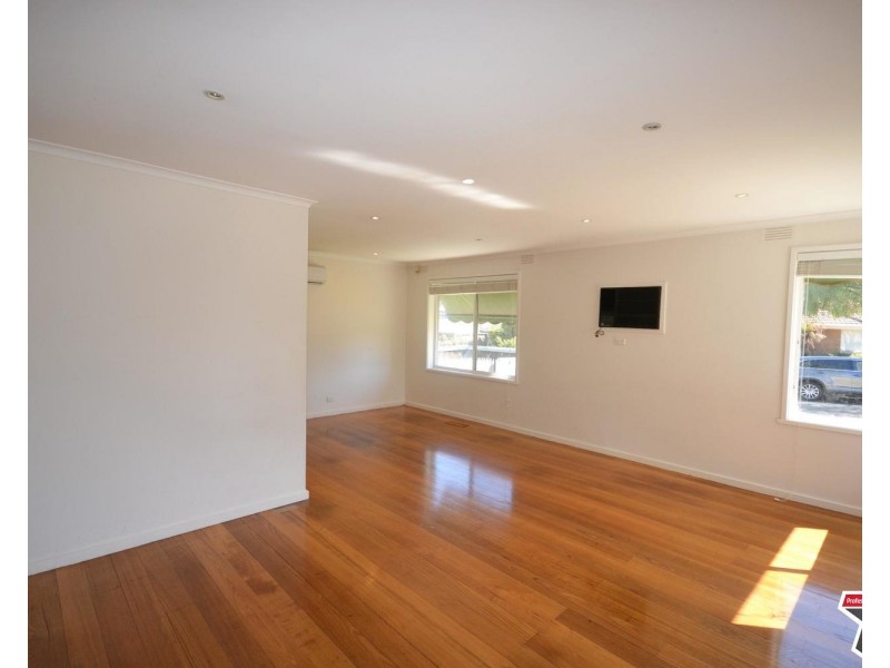 7 St Andrews Road, Bayswater VIC 3153