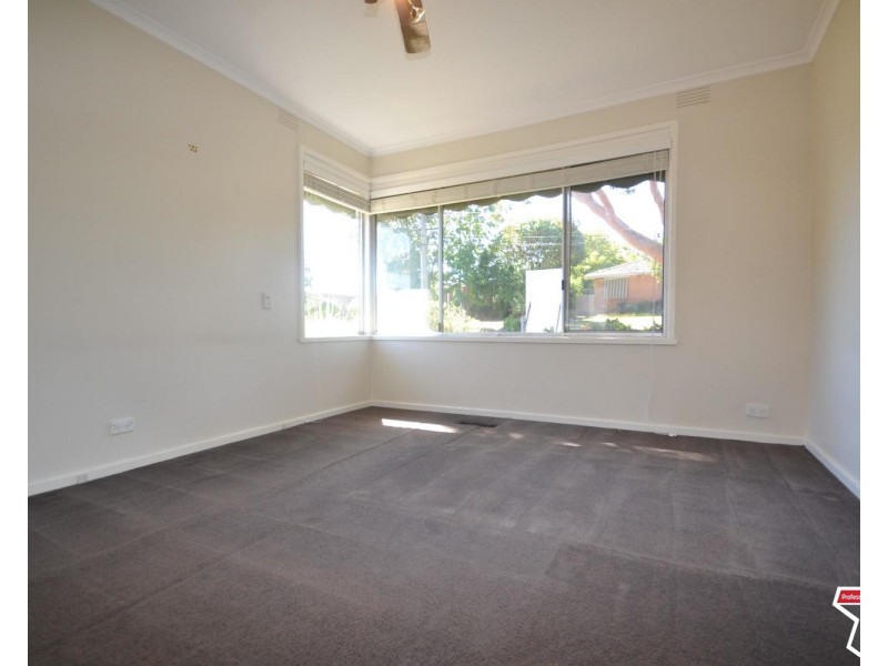 7 St Andrews Road, Bayswater VIC 3153