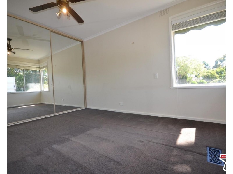 7 St Andrews Road, Bayswater VIC 3153