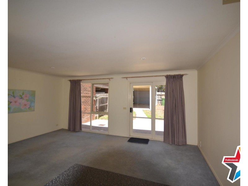 21 Meadowgate Drive, Chirnside Park VIC 3116