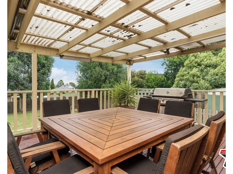 21 Rolloway Rise, Chirnside Park VIC 3116