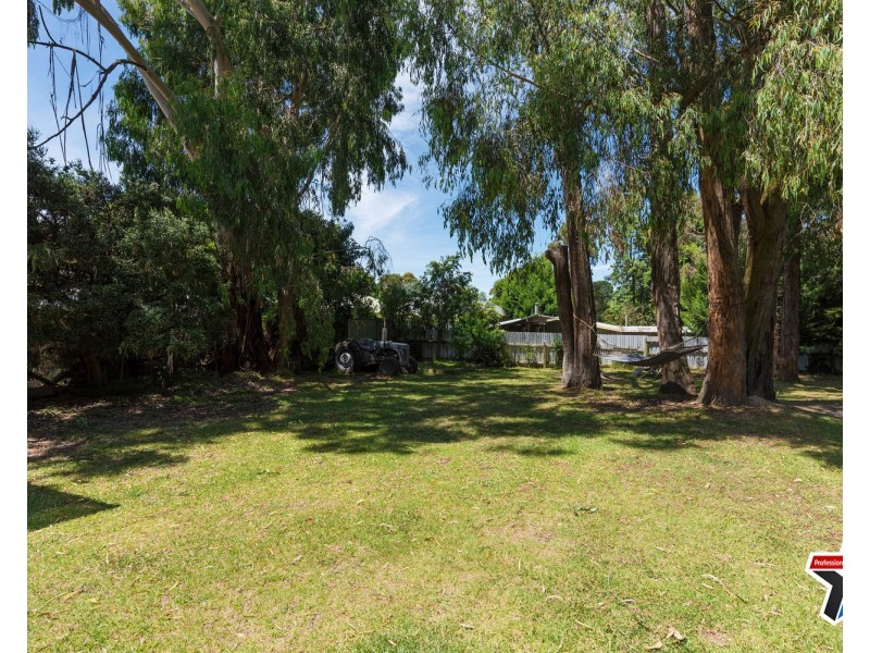42 Fernhill Road, Mount Evelyn VIC 3796