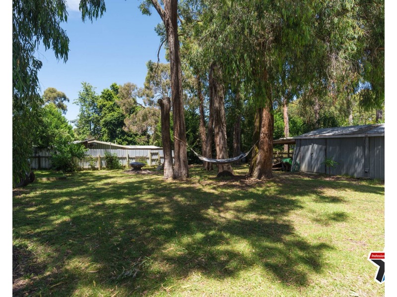 42 Fernhill Road, Mount Evelyn VIC 3796