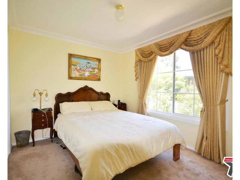 2/41 Esther Crescent, Mooroolbark VIC 3138