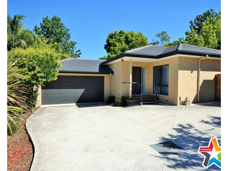 12A Lansell Road, Mooroolbark VIC 3138