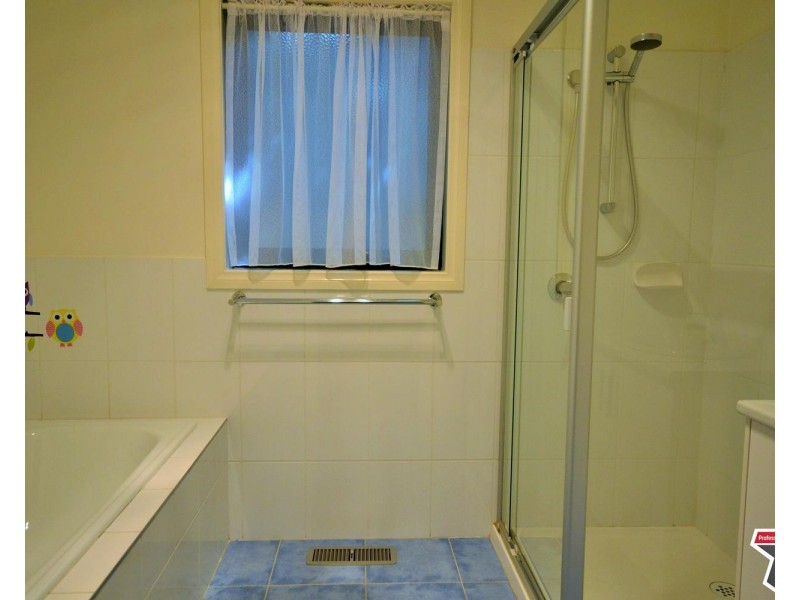 12A Lansell Road, Mooroolbark VIC 3138