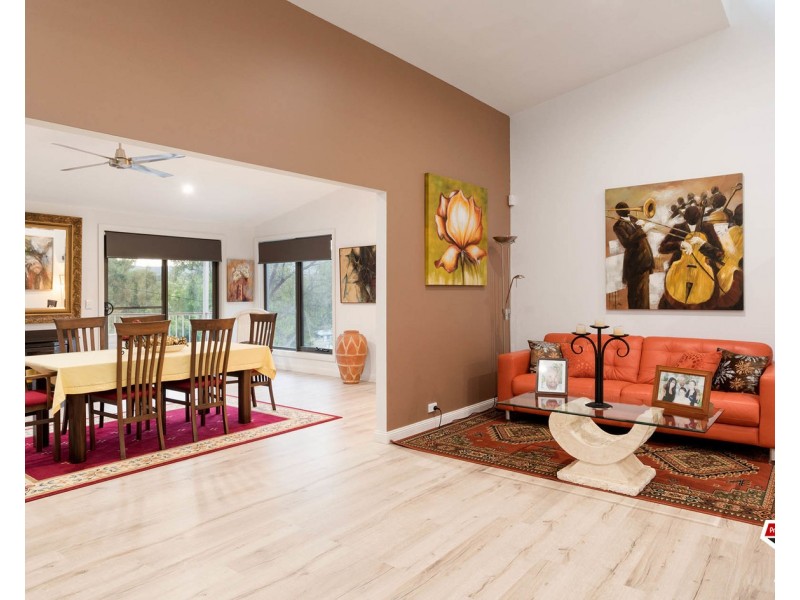 51-53 Russell Street, Mount Evelyn VIC 3796