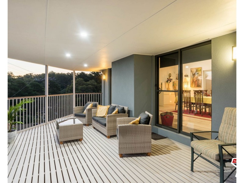 51-53 Russell Street, Mount Evelyn VIC 3796