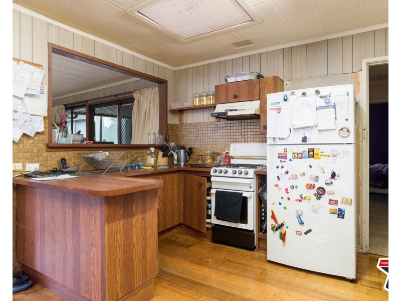 15 Shakespeare Avenue, Mooroolbark VIC 3138