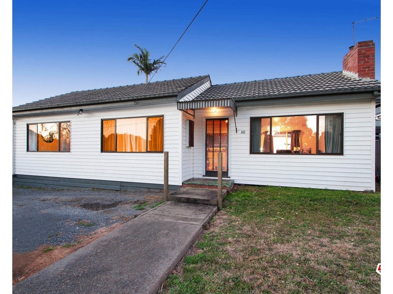 30 Thomas Street, Croydon South VIC 3136