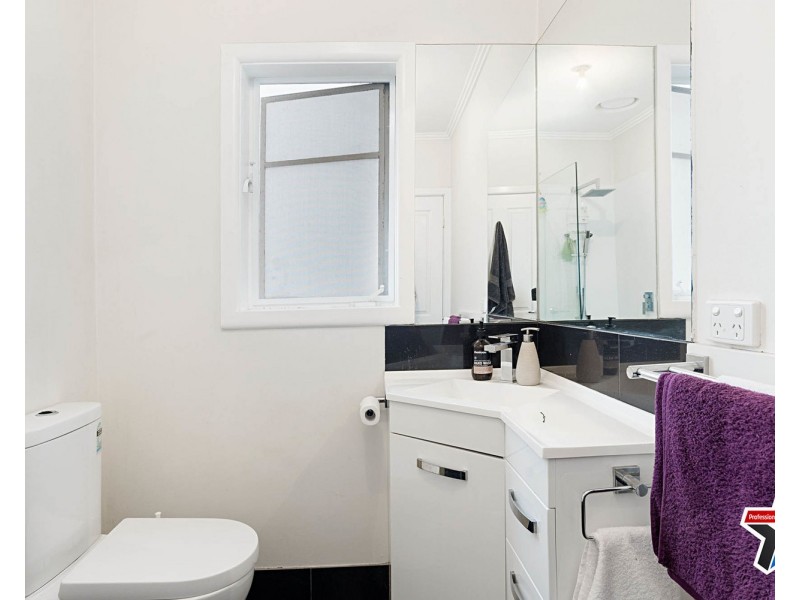 30 Thomas Street, Croydon South VIC 3136