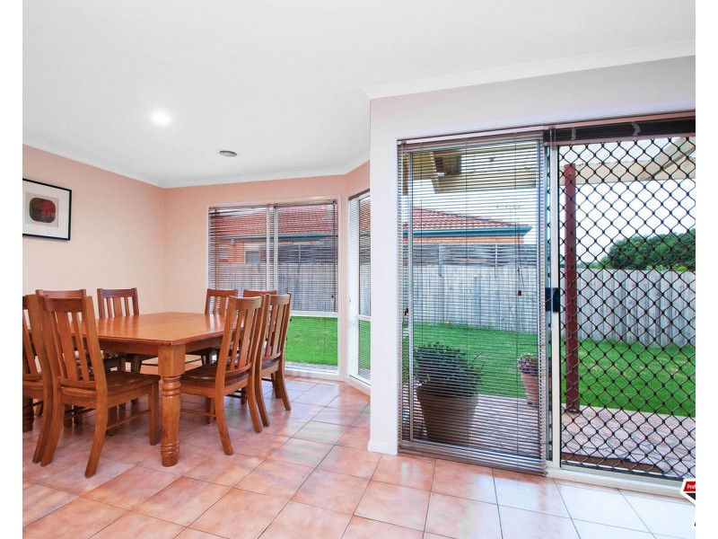 24 Glencoe Place, Lilydale VIC 3140