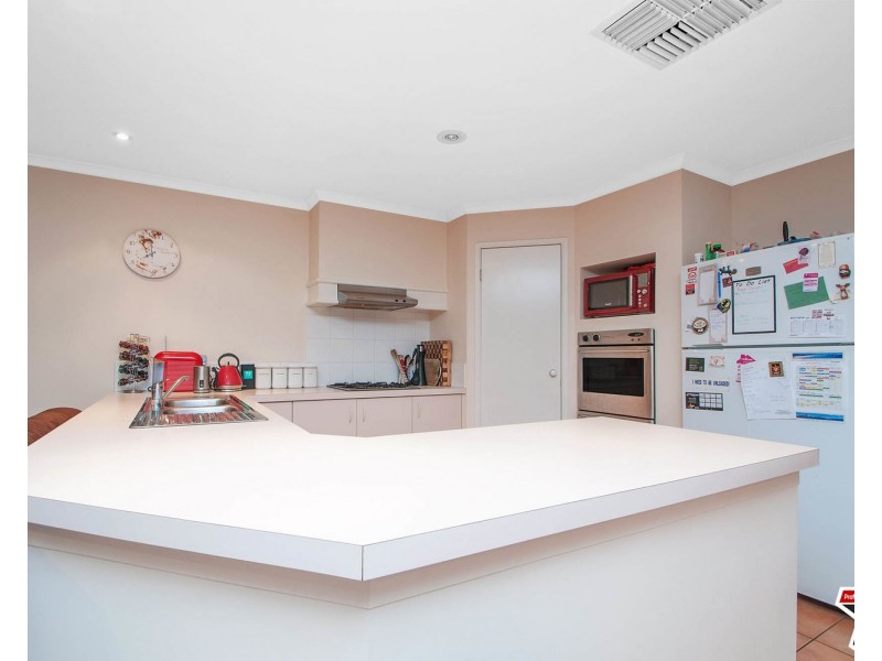 24 Glencoe Place, Lilydale VIC 3140