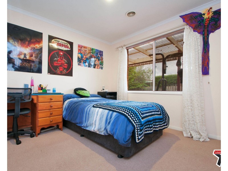 24 Glencoe Place, Lilydale VIC 3140