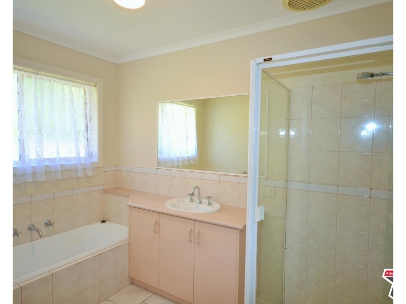 34 Kirkford Drive, Mooroolbark VIC 3138