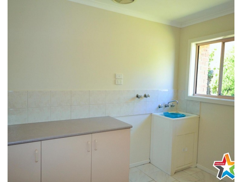 34 Kirkford Drive, Mooroolbark VIC 3138