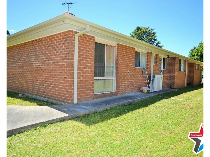 34 Kirkford Drive, Mooroolbark VIC 3138