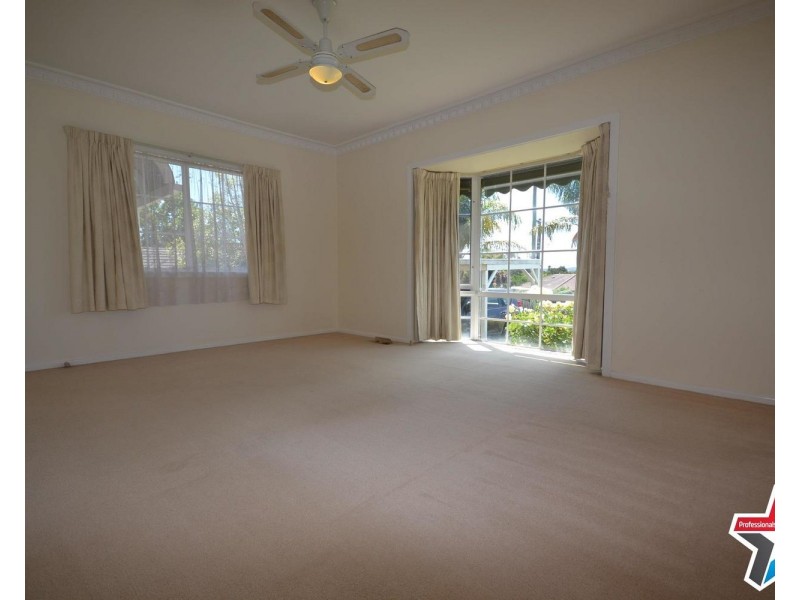 16 Celeste Court, Chirnside Park VIC 3116