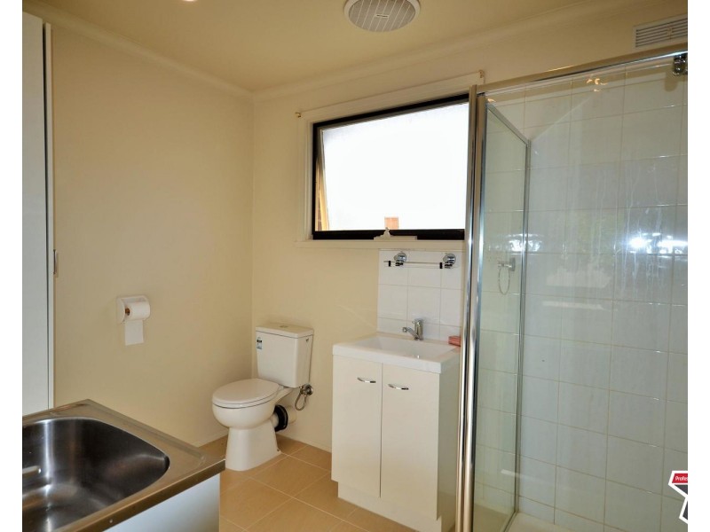3/57 Mount View Parade, Croydon VIC 3136