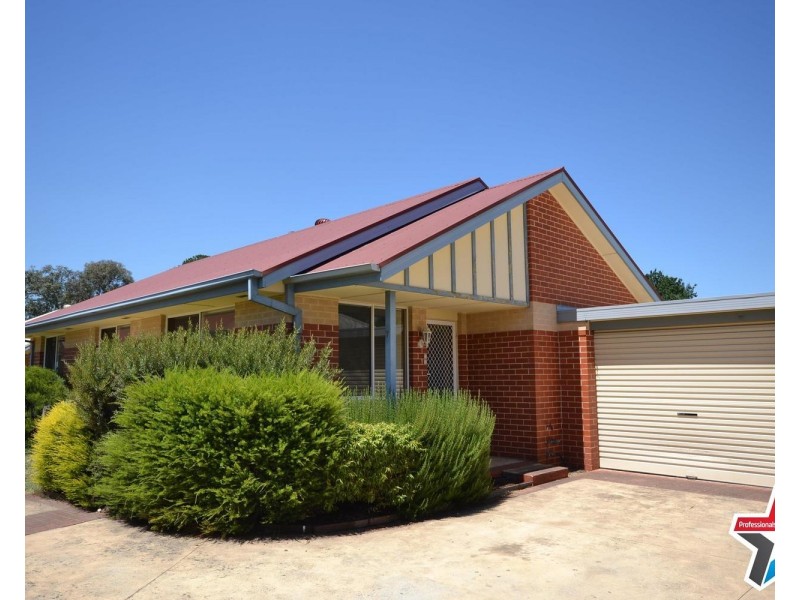 7/16 Mountain View Road, Kilsyth VIC 3137
