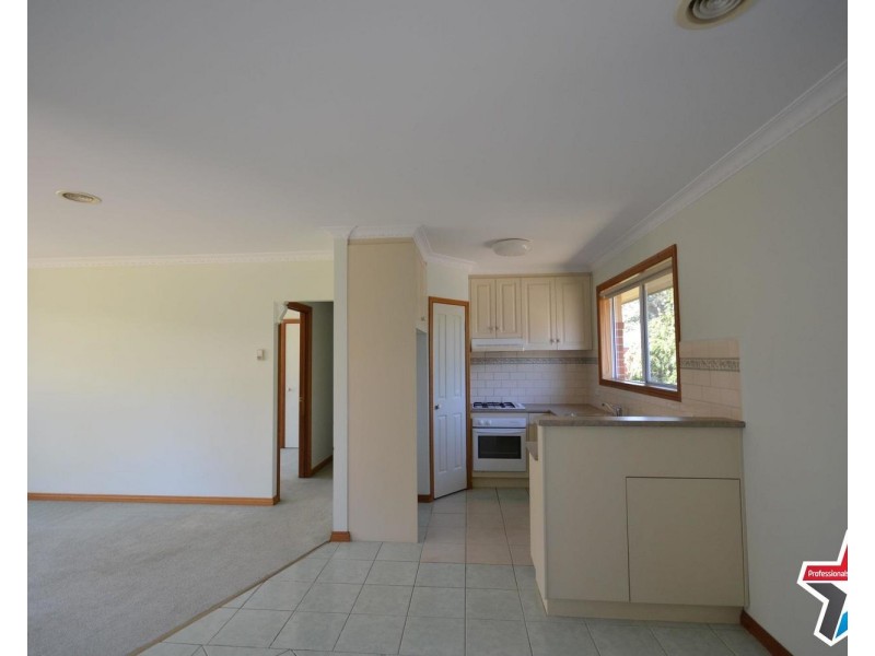 7/16 Mountain View Road, Kilsyth VIC 3137