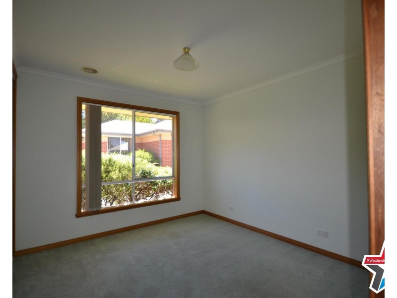 7/16 Mountain View Road, Kilsyth VIC 3137