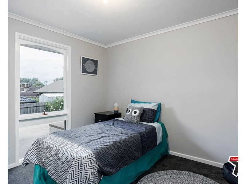 25 Myoora Drive, Mooroolbark VIC 3138