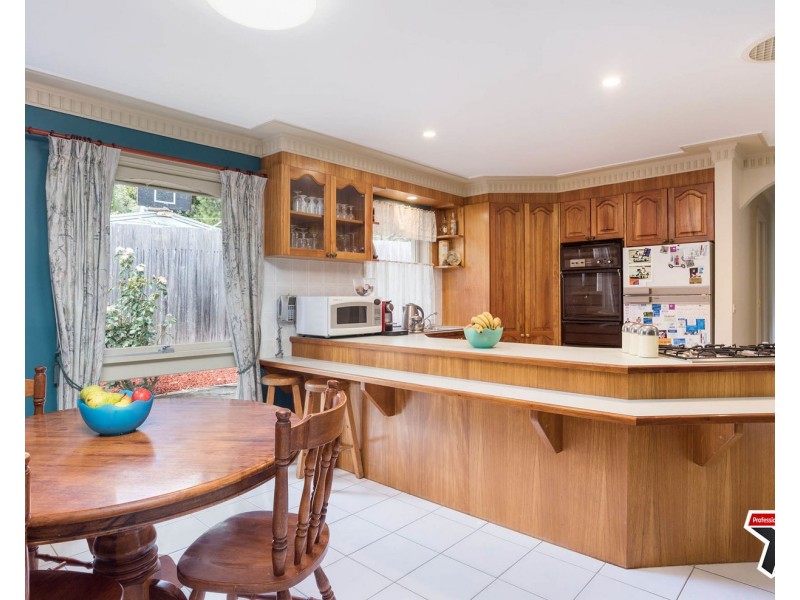 6 Willow Court, Kilsyth VIC 3137