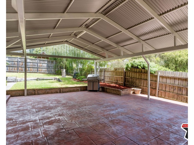 6 Willow Court, Kilsyth VIC 3137