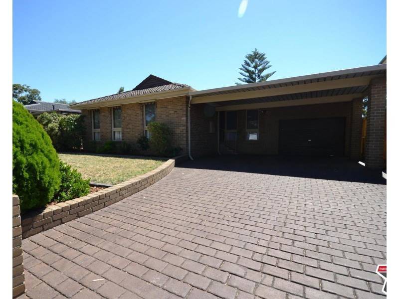 23 Sandhurst Road, Wantirna VIC 3152