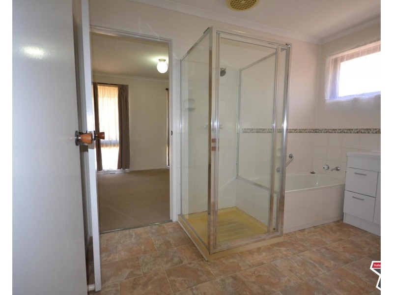 23 Sandhurst Road, Wantirna VIC 3152