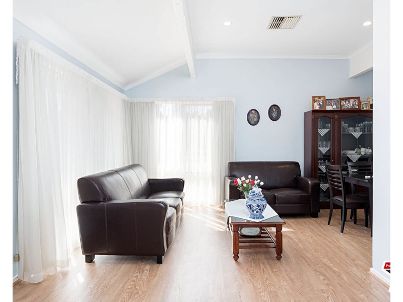 6 Dinsdale Court, Mooroolbark VIC 3138