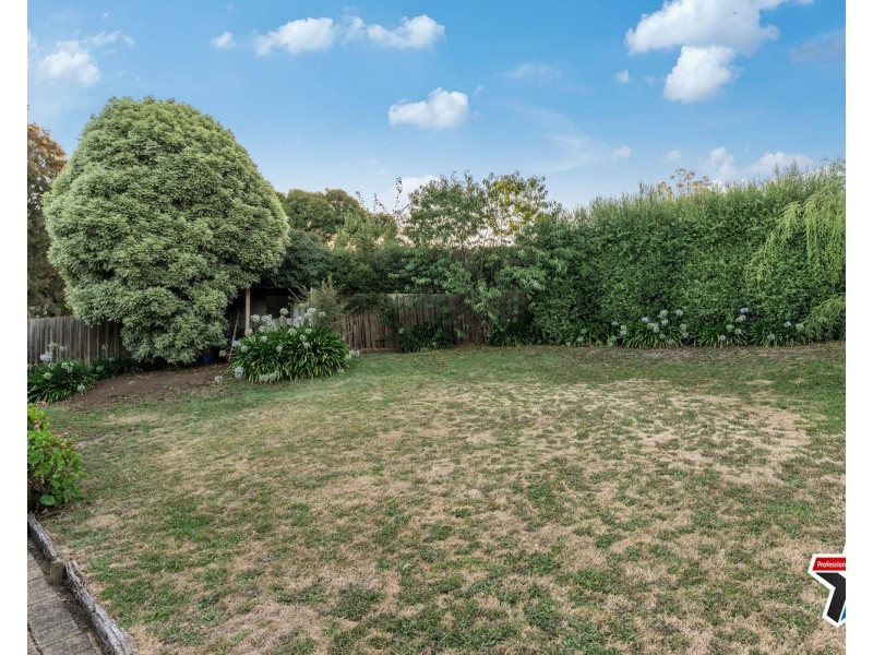 5 Sunburst Court, Mooroolbark VIC 3138