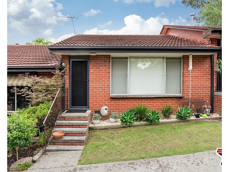 2/28 Shakespeare Avenue, Mooroolbark VIC 3138