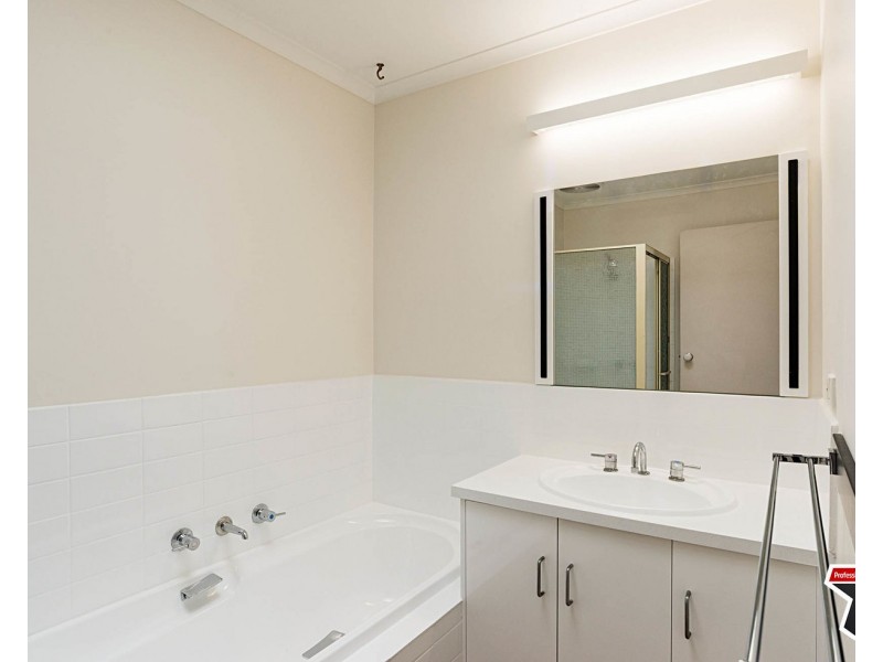 6/212 Hull Road, Mooroolbark VIC 3138