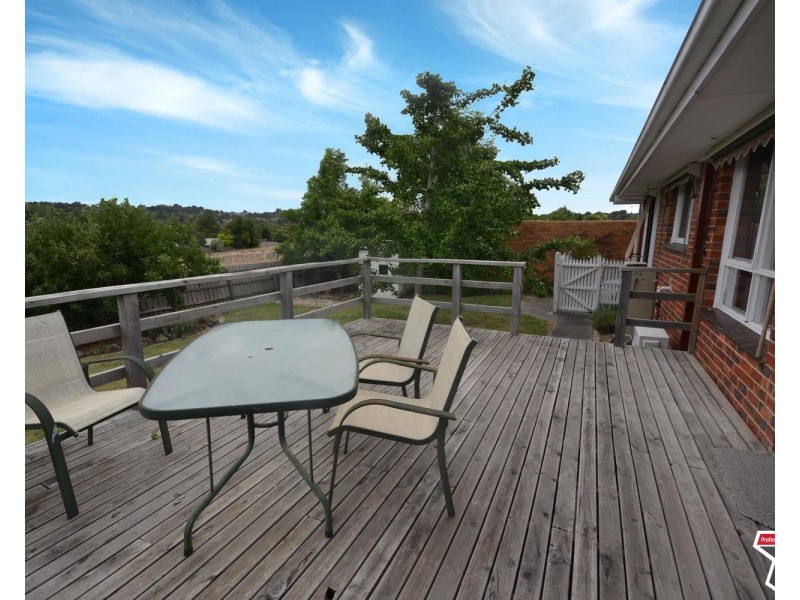 55 Carronvale Road, Mooroolbark VIC 3138