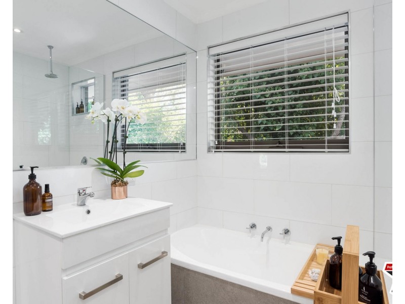 4/6 Wickham Road, Croydon VIC 3136