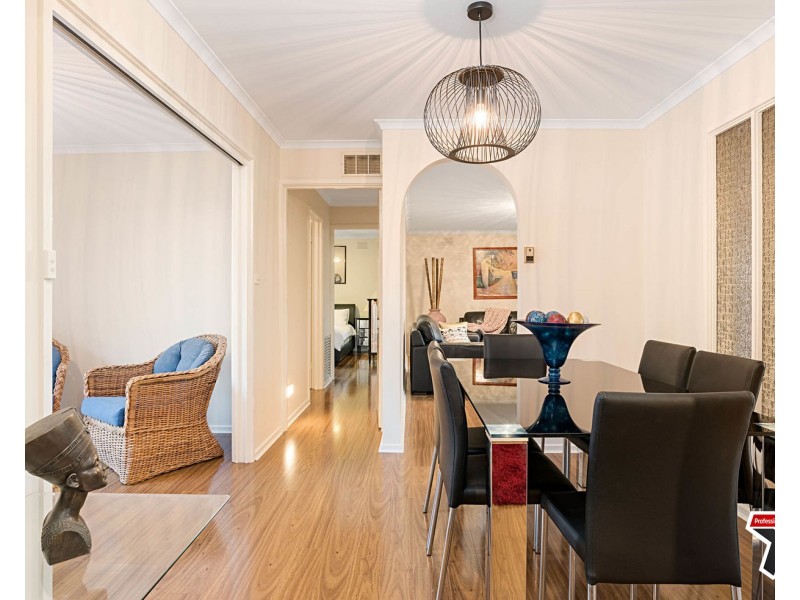 7 Melody Court, Mooroolbark VIC 3138