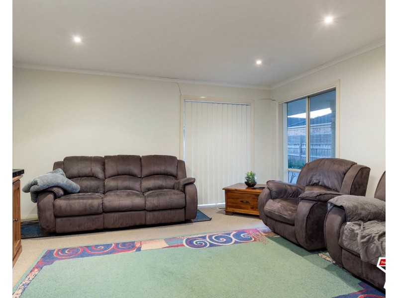 2/75 Cardigan Road, Mooroolbark VIC 3138